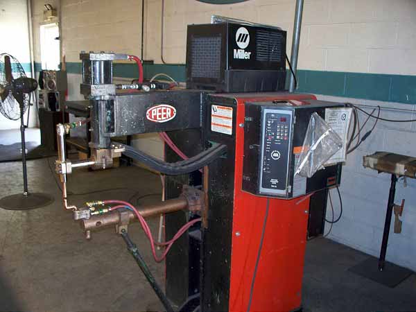 API Peer Spot Welder